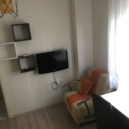 Bahce Kati Kolay Ulasim Lejlighed Antalya